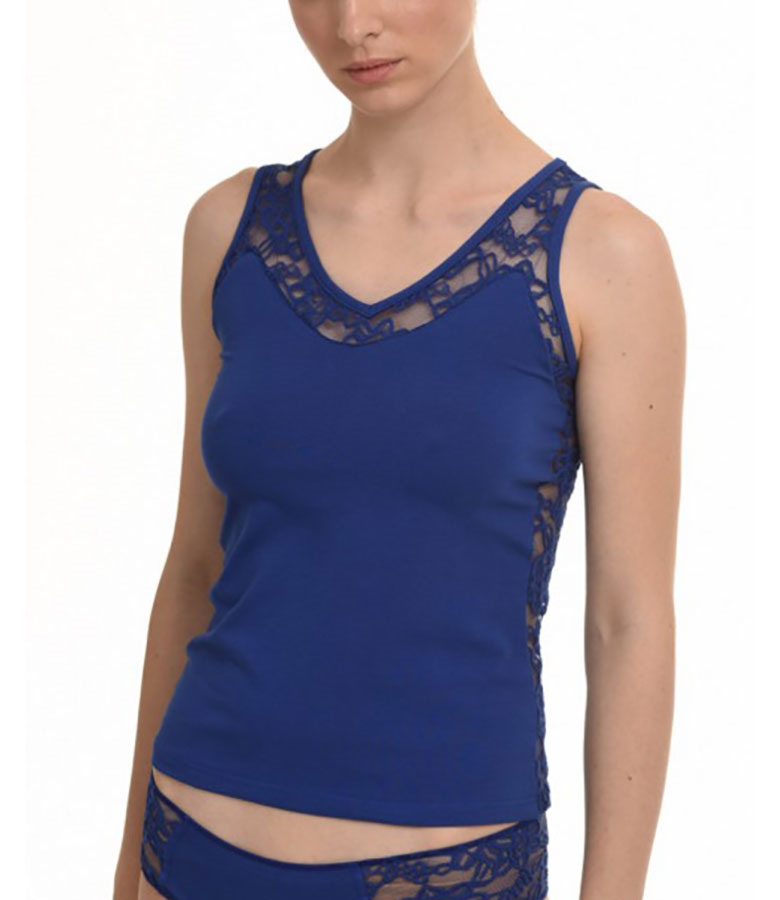 Women's Long Sleeveless Top