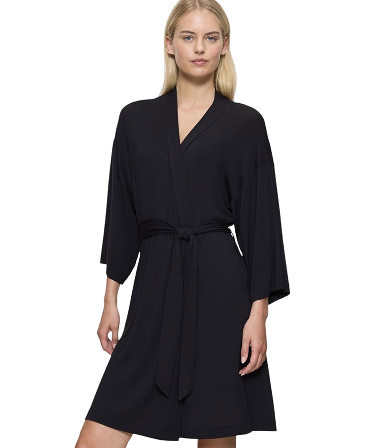 Aura Spotlight Robe