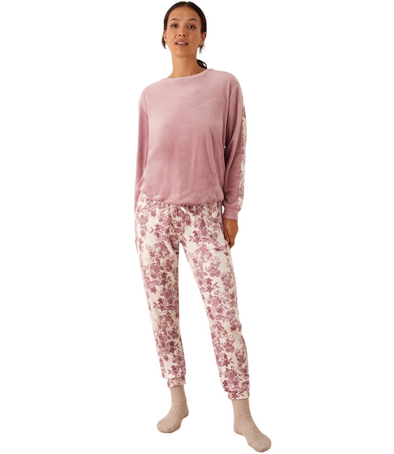 Woman's Velvet Pijamas